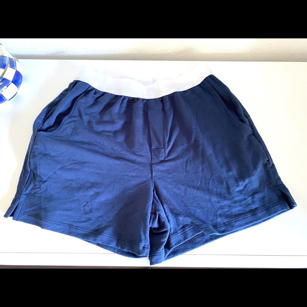 Navy Jamby Shorts with pockets size small NWOT